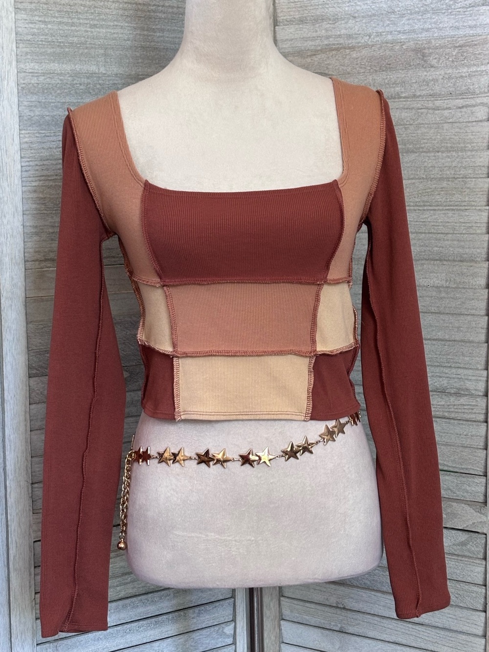 TOP & BELT SET-Forever21 Retro Windowpane/Patchwork CropTop& GoldStar ChainBelt.